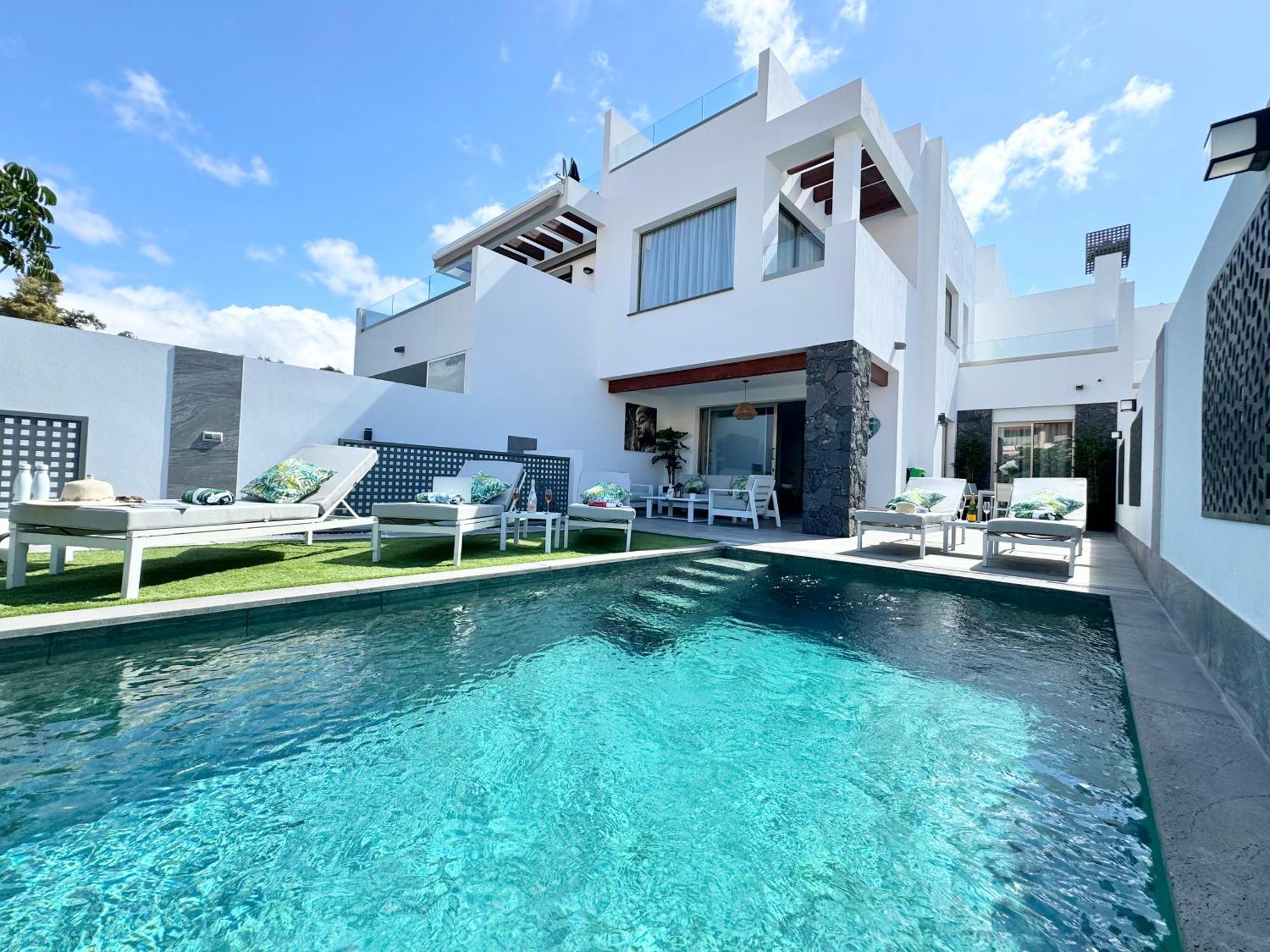 Welcome To Villa Bali A Luxurious Modern Getaway Los Cristianos (Tenerife) Exterior foto